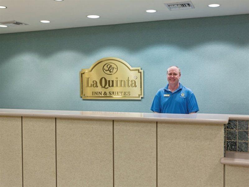 La Quinta Inn And Suites Fort Myers I-75 Exterior foto